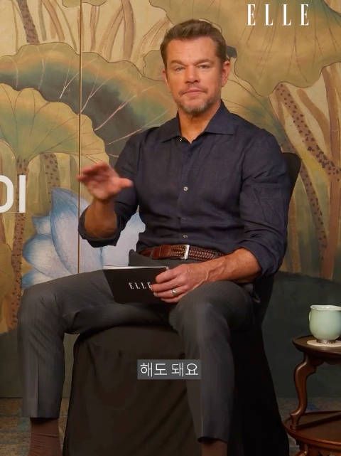 不行，我不鼓励情侣在电影院这样不可以