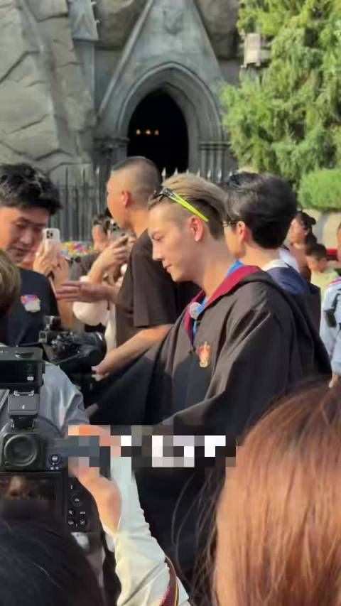 跨越次元的奇妙联动，当张启山拥有魔杖，感觉再棘手的谜题都能够轻松破解