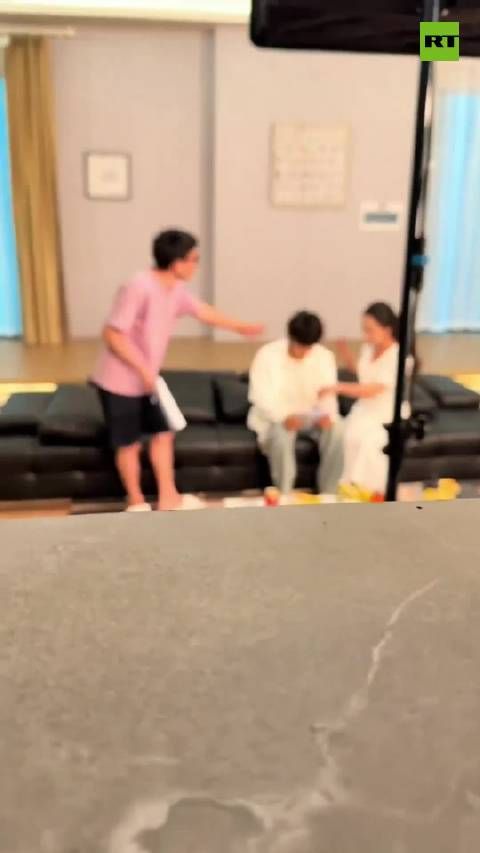 底层演员也辛苦