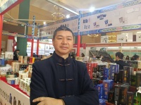 夏日炎炎，墨香四溢——著名书法家李俸春（免成山人李百韧）先生夏日里的艺术时光