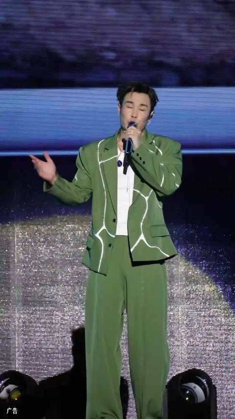 小沈阳加盟披荆斩棘，全面开花唱响大笑江湖