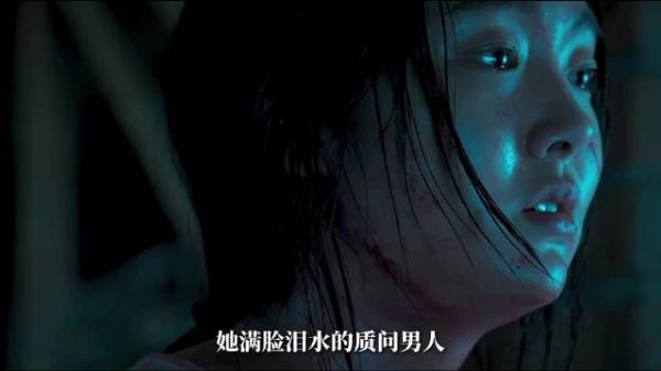 神父含泪让哥哥刺穿自己，与恶魔同归于尽