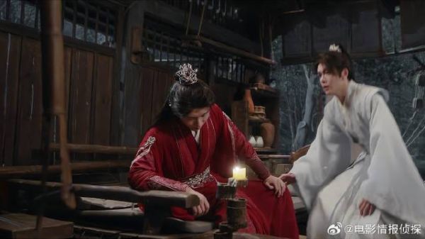 李莲花毒发 方多病见忘川花不在，秒懂他给陛下了