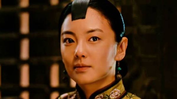 男人只因特别能吃油泼面，却被地主家的小老婆看上！