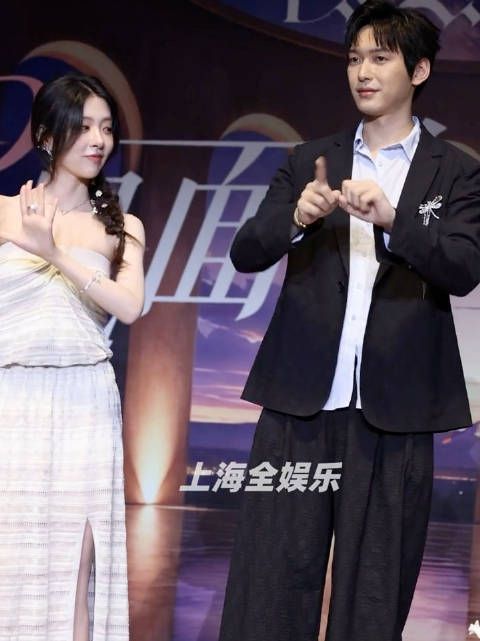 谁懂柳周cp同框跳GGEZ的含金量