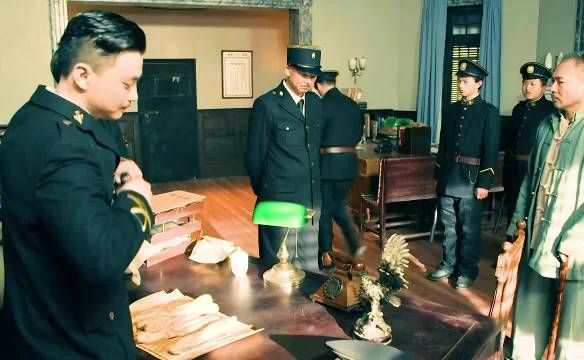 这个看了不下十遍，每一次看都觉得爽