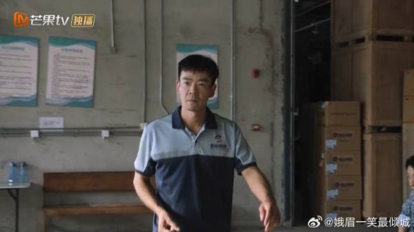 老白住院，司机们群龙无首，哪料张宾叫来心腹