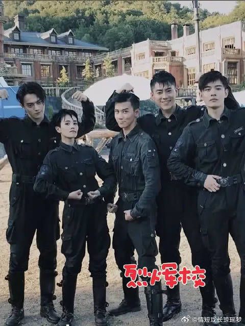 只有真正看过烈火军校的人才听得懂这段对话 沈君山and纪谨