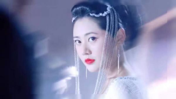 当回家的诱惑5位女主都换上古装，你认为谁最好看？