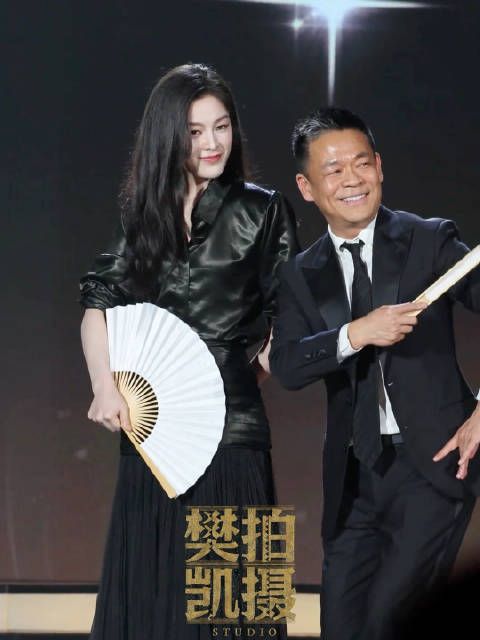 越剧遇上秦腔,陈丽君和孙浩老师的舞扇组合,太经典了!
