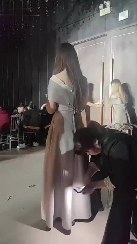 大妈门前过，挡下灾和祸！