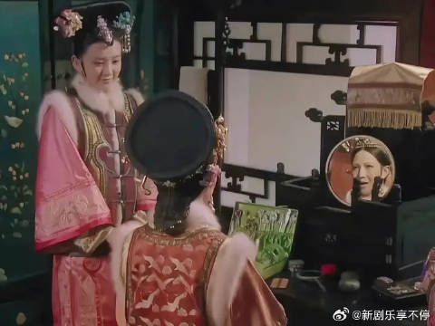 你放眼看看宫里除了本宫和富察贵人是满军旗,全是汉军旗嫔妃的天下