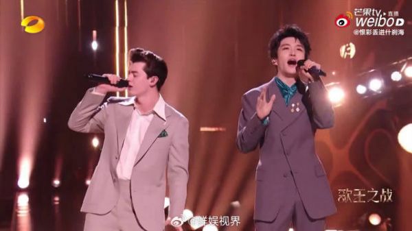 黄子弘凡嗓音魅力获赞，期待歌手2027首发
