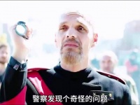 全程窒息！孕妇被困漏水集装箱，无淡水无实物，在滔天巨浪中产下女婴