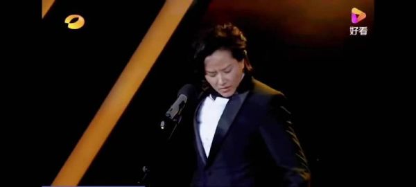 瞿颖回忆大咖秀，大张伟带动氛围，期待脱口秀选手改版