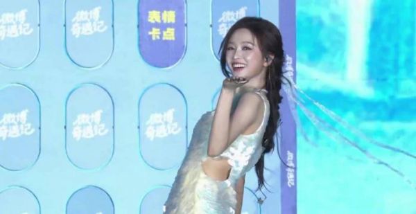 吴宣仪飞吻wink表情管理，丝滑流畅甜度精准