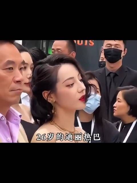 事业上升期与高奢解约，做好了退圈准备，祖国高于一切，不容任何人贬低