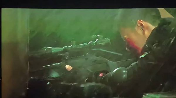 王一博《维和防暴队》戏份展露坚毅眼神