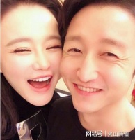 邹市明一家又登热搜！冉莹颖晒出上海花园别墅，镜头里繁花盛放，她对各类花卉如数家珍，把庭院打理得生机盎然