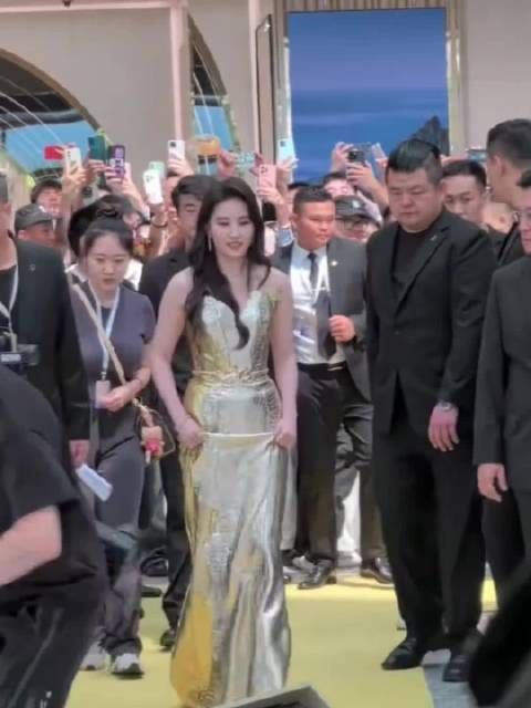 刘亦菲下沉市场路人缘佳，作品厚度获认可