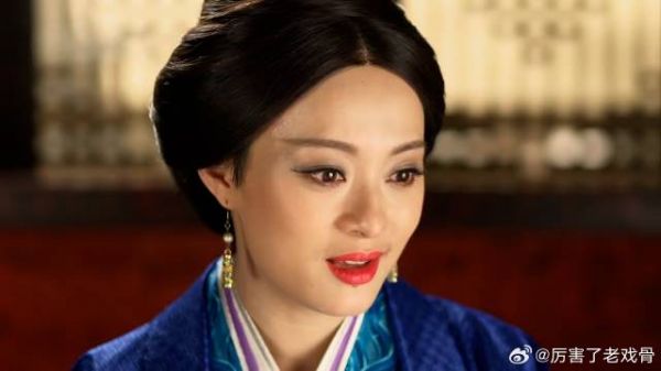 芈月为了平息内乱 找来两位夫人当说客，对方当场答应她