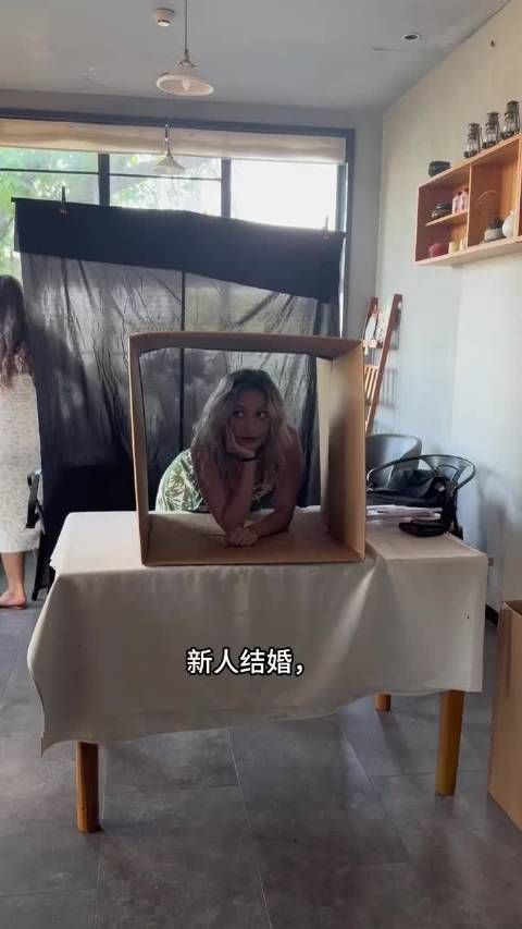 纸箱一盖全世界都安静只剩咔嚓一声留下最搞怪的瞬间