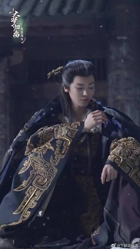 激烈哭戏幕后“突然开朗”，你们把自己哄好了，我就也被哄好了！
