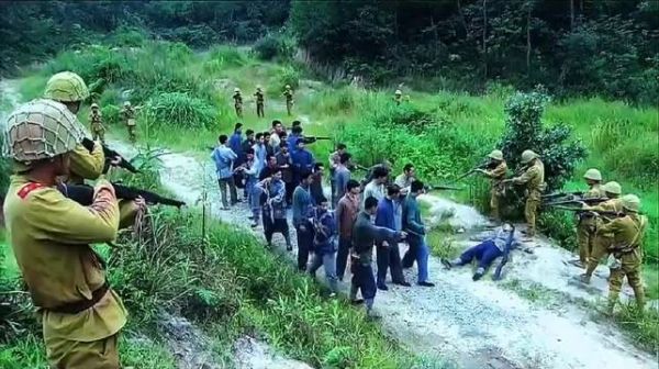 鬼子假扮游击队混入其中被八路军识破潜伏计划！
