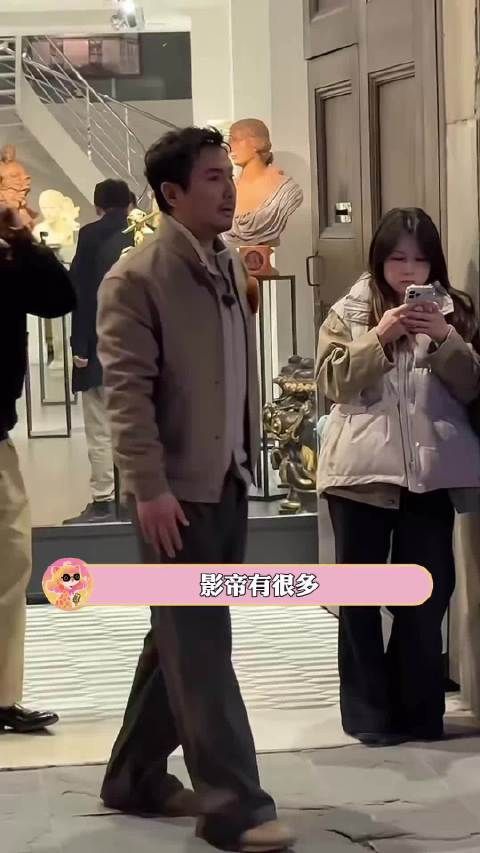 沈腾四百亿票房影帝，小品电影综艺全面开花