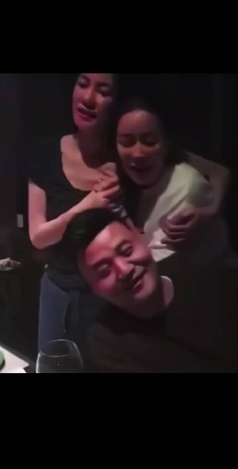哈哈哈哈哈 几十年的友谊 喝多了