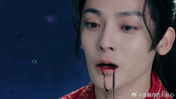 肖瑶对红烨不离不弃，却不曾为死去的三位爱慕者流一滴泪