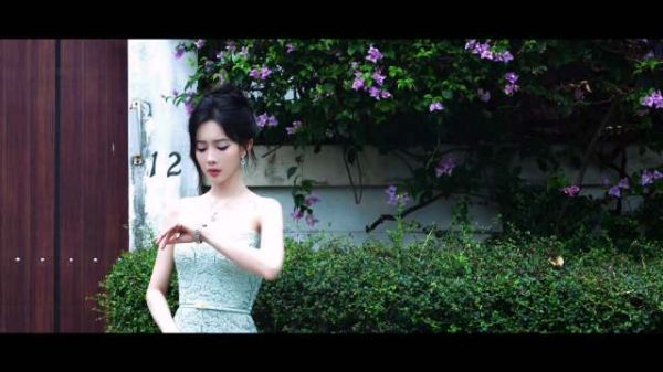 泰媒镜头下的孟子义美女就这样不怕生图！真的好美好明媚