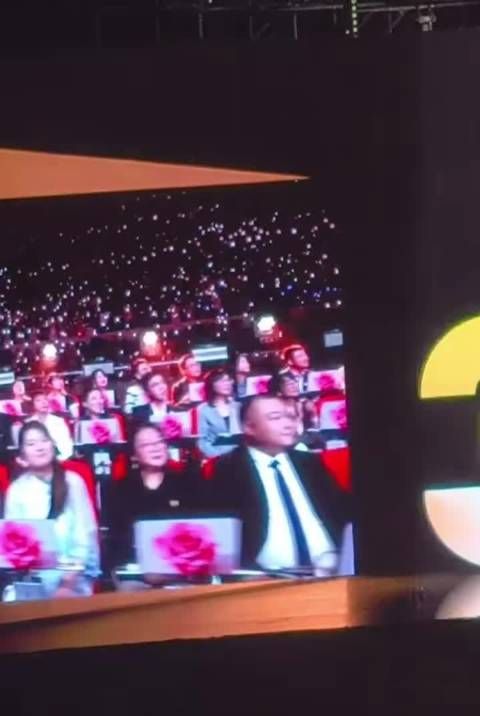 恭喜易烊千玺！