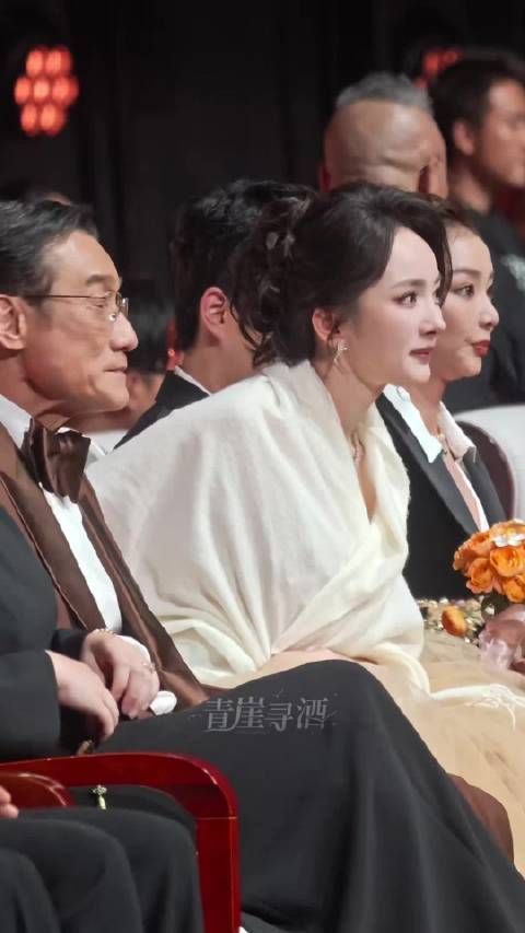太美了妈幂 和昊然高叶热聊中哈哈哈哈哈