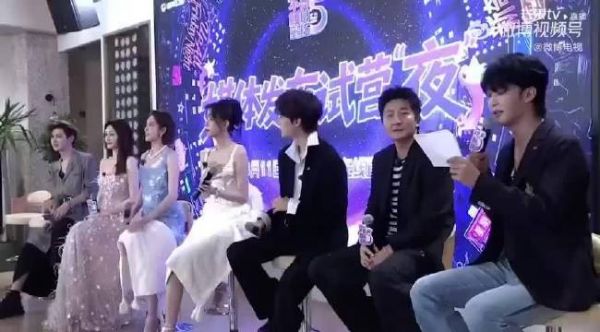 郭京飞回应“79年三大魔丸”梗也太好笑了!