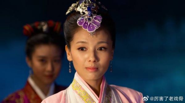 芈茵跑来搭讪黄歇 哪料人眼里只有芈月，直接拿她当空气