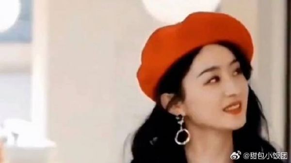红毯上的赵丽颖牵动着无数人青睐!