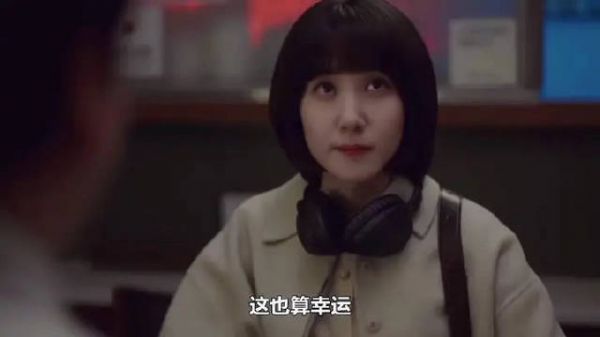 自闭症女孩禹英雨成律师，父亲付出无法想象