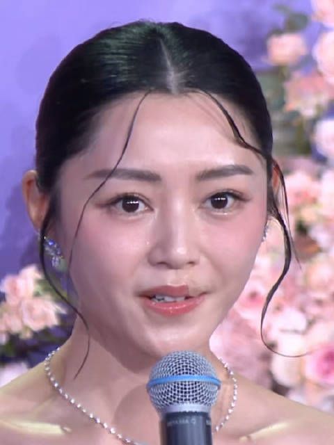 恭喜@卫诗雅Michelle 获得第38届大众电影百花奖最佳女主角！