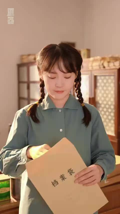张佳宁演学生怎么总能演出不同味道！