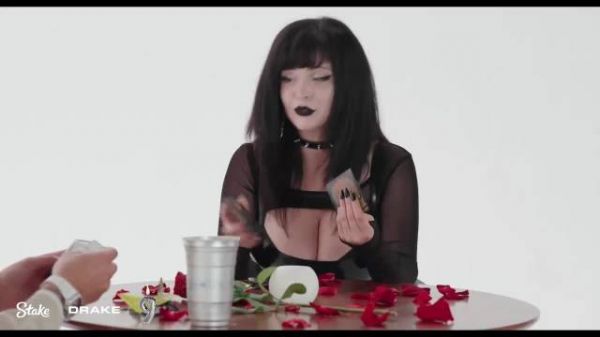 女嘉宾让Drake叫一声，公鸭现场照做