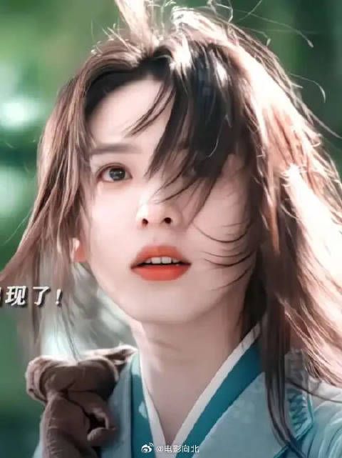甜妹脸却能演出侠女的英气与飒爽