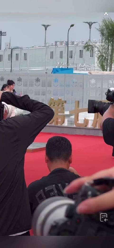 陈丽君亮相成龙电影节红毯，功底扎实跨界展实力