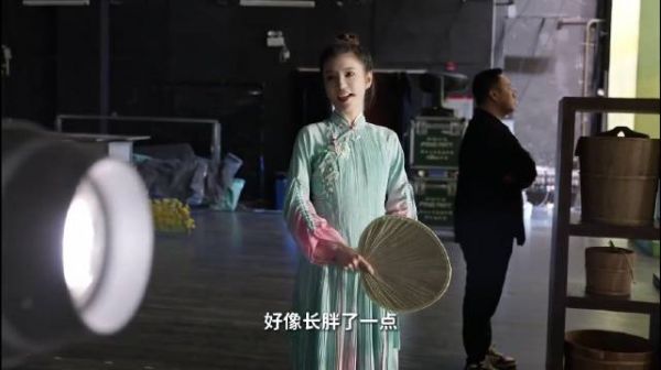 李云霄称吃饭最要紧，自嘲长胖了一点