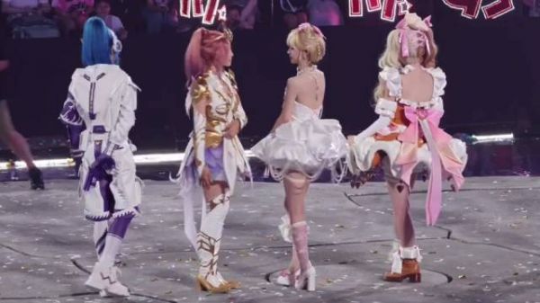 去年的和平精英还有虞书欣，和宋茜、田曦薇站一起很凸出嘛