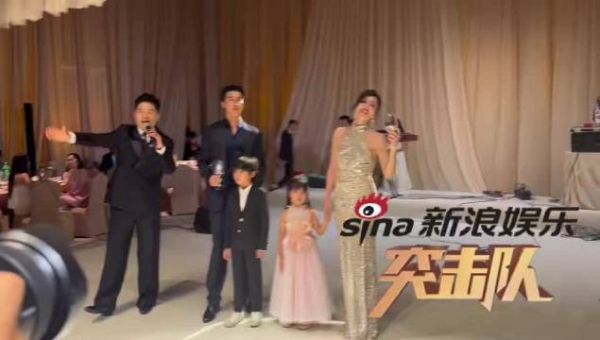 姜潮怎么一直在婚礼上演小品哈哈哈！