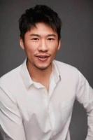 百花奖最佳男配角王骁：把母亲的名字藏了18年，只为证明不靠妈