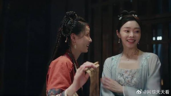 佟赛儿画像弄湿 一听颜南星能修复，立马抱大腿