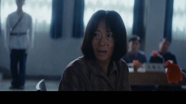 她明明砍死了丈夫，为什么法官却拼命想救她？
