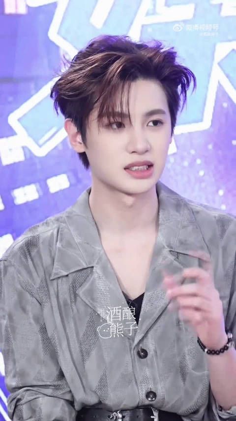 相爱相杀名场面回归，没有拘谨和客套，这才是熟人搭档该有的样子